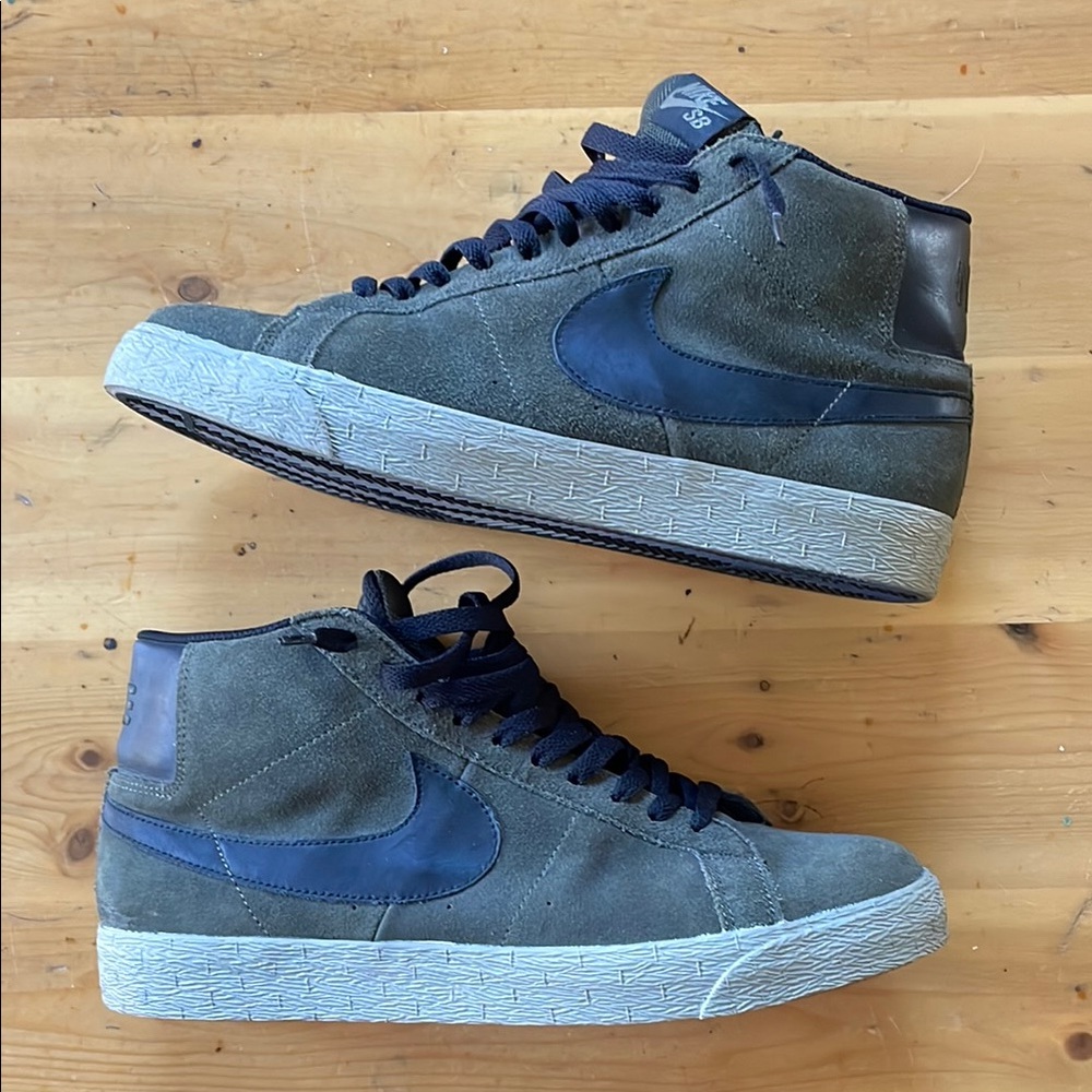 Nike SB Blazer men’s size 11 bog green
